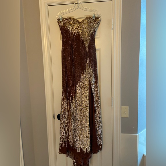 Dresses & Skirts - Gorgeous strapless dress for pageants, prom or formal occasion!